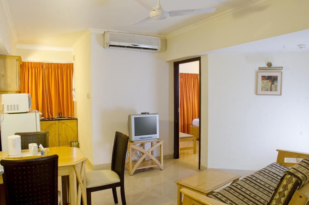Lotus 8 Hotel Nedumbassery Rum bild