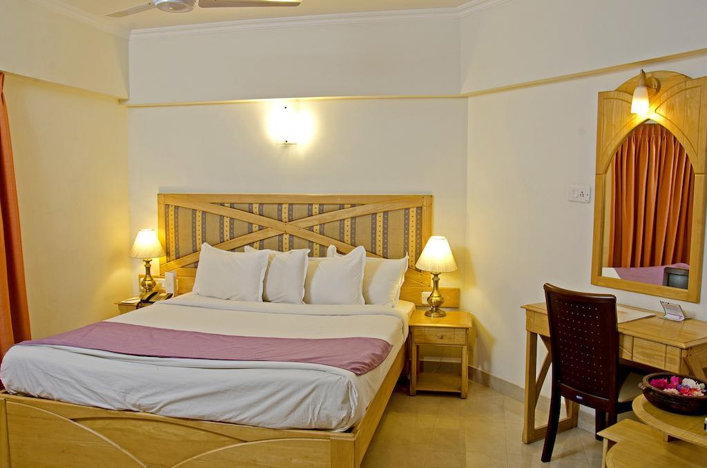 Lotus 8 Hotel Nedumbassery Rum bild